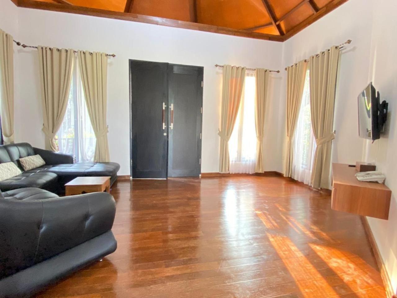 De Bintan Villa Tenaga Kültér fotó
